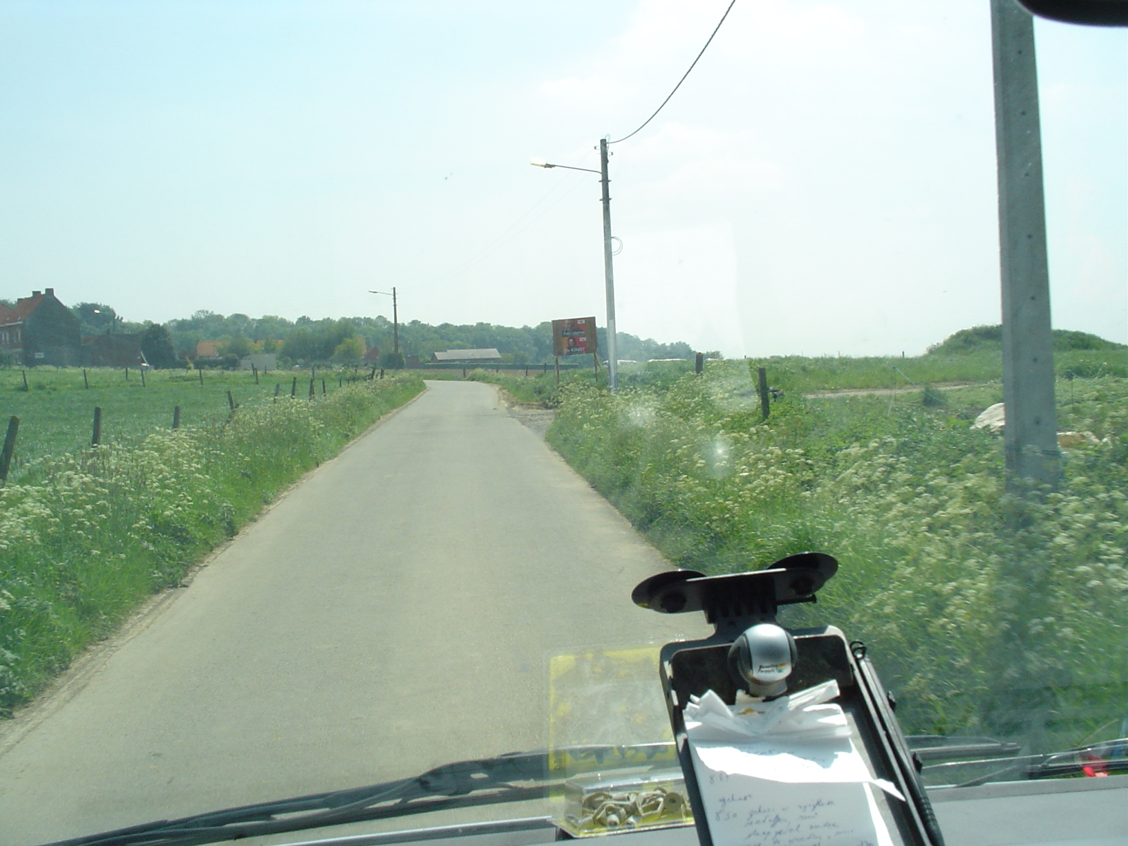 Locatie van bedreigde boer die geen Vlaams Blok-bord meer mag plaatsen, "want anders...."